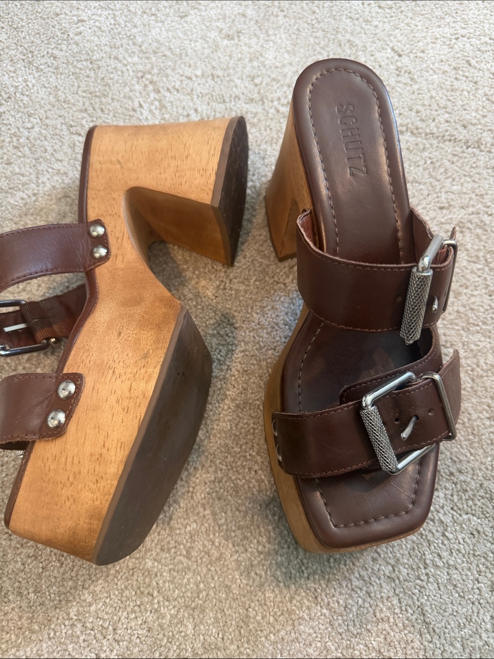 SCHUTZ Dark Brown Leather Buckle Platform Sandals